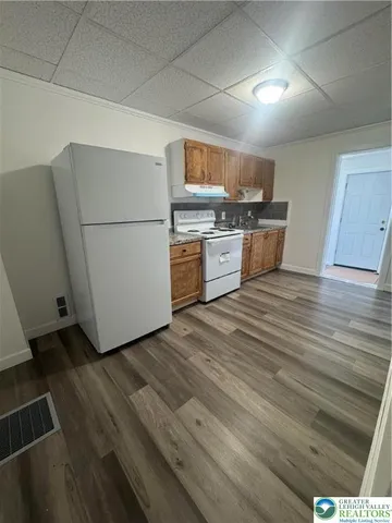 $1,500 | 517 North Elliger Street, Allentown, PA 18102