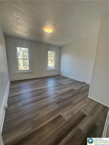 $1,500 | 517 North Elliger Street, Allentown, PA 18102