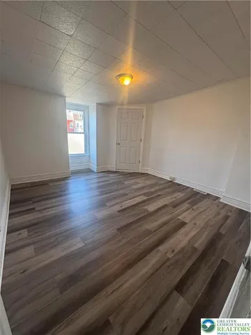 $1,500 | 517 North Elliger Street, Allentown, PA 18102