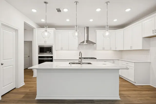 $379,940 | 556 Ruby Bnd Lane, Montgomery, TX 77356