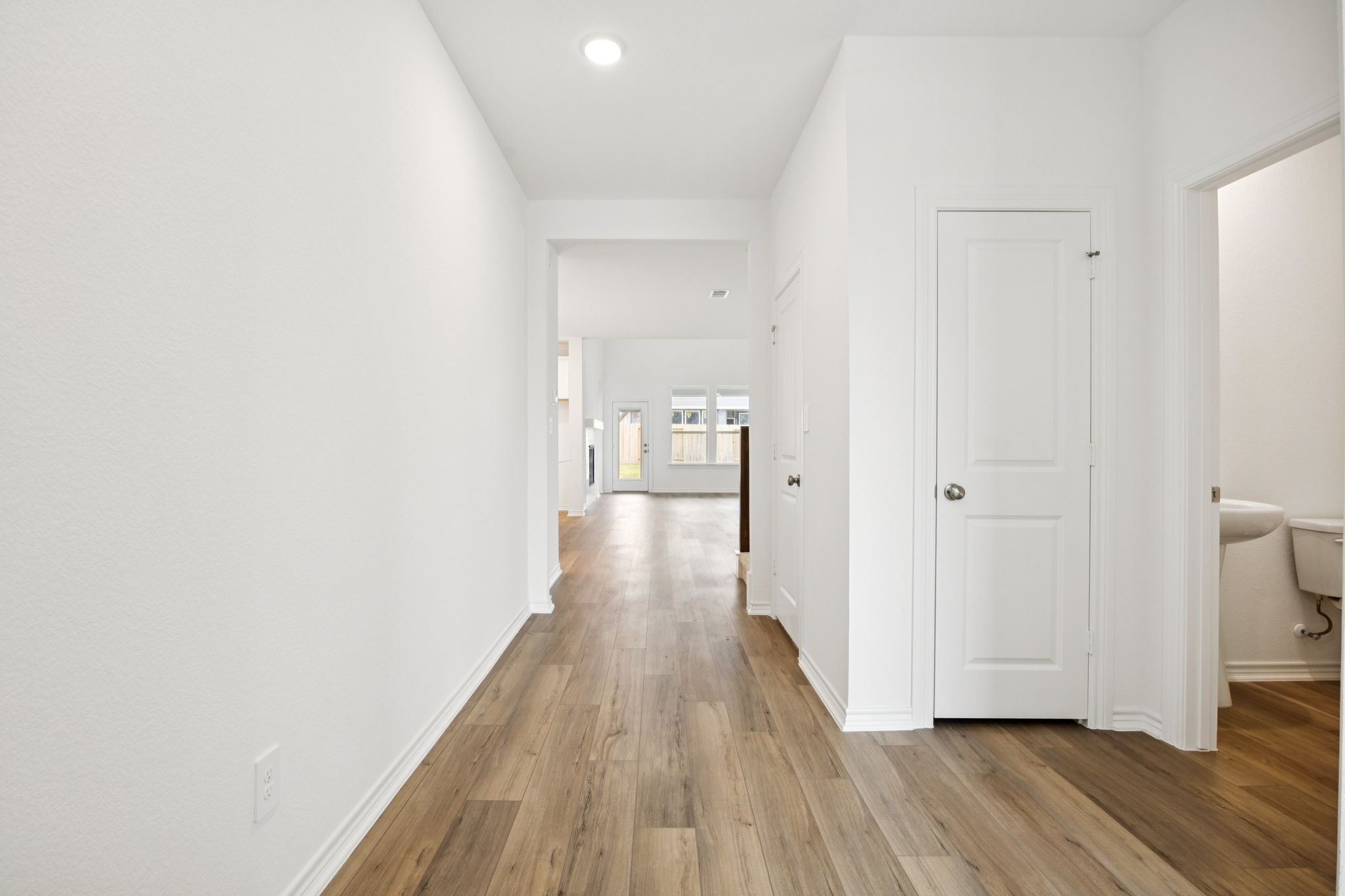 556 Ruby Bnd Lane Montgomery, TX 77356 - Photo 2 of 50