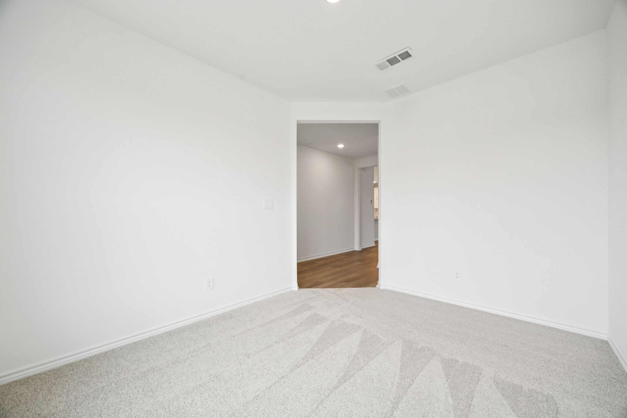 556 Ruby Bnd Lane Montgomery, TX 77356 - Photo 3 of 50