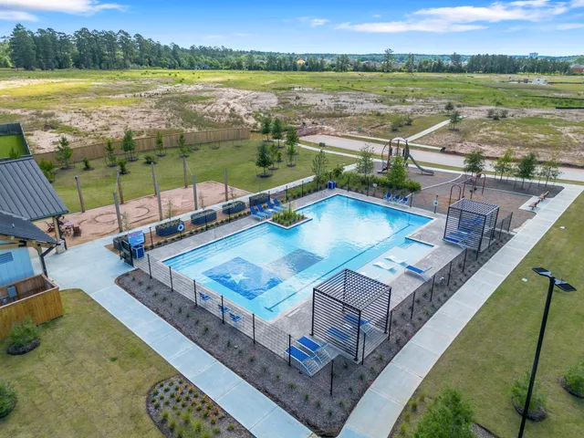 $379,940 | 556 Ruby Bnd Lane, Montgomery, TX 77356