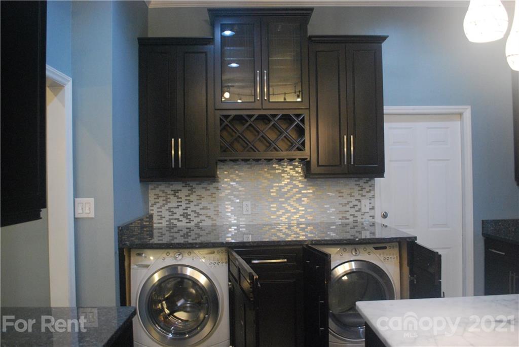 8100 Rittenhouse Circle Charlotte, NC 28270 - Photo 11 of 22