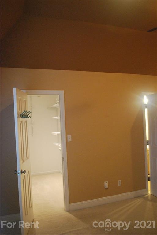 8100 Rittenhouse Circle Charlotte, NC 28270 - Photo 19 of 22