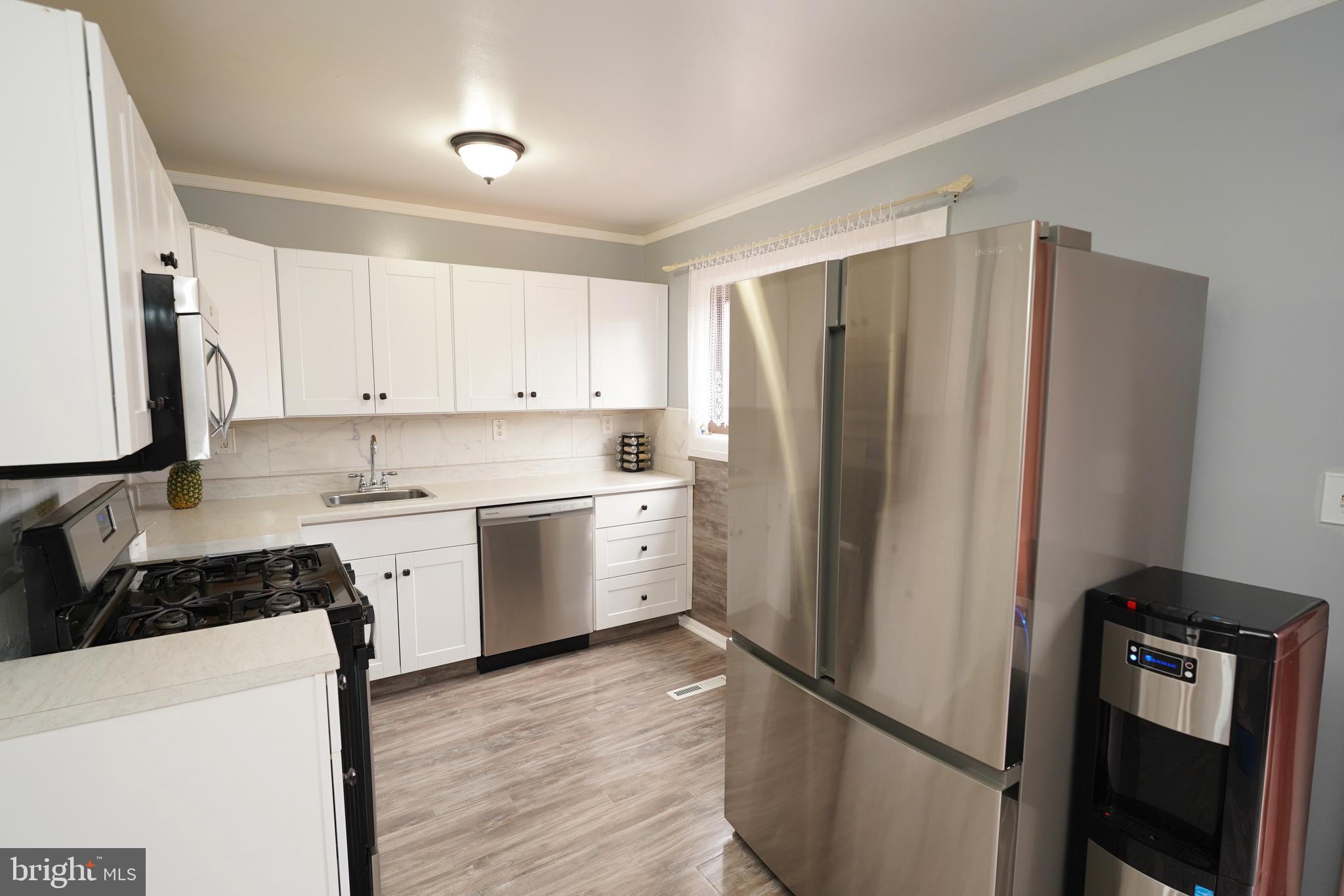 128 Probasco Road East Windsor, NJ 08520 - Photo 11 of 40