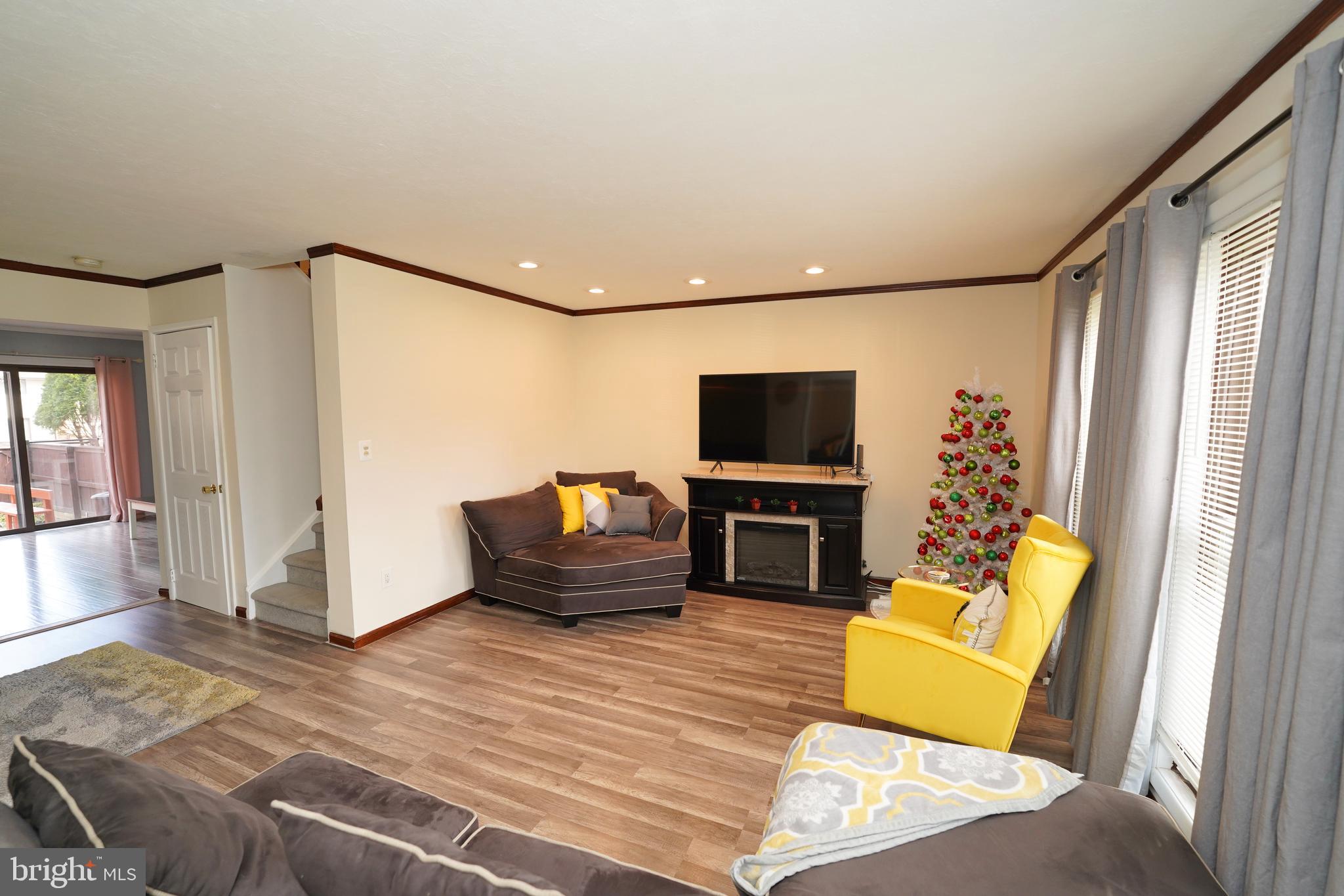 128 Probasco Road East Windsor, NJ 08520 - Photo 5 of 40