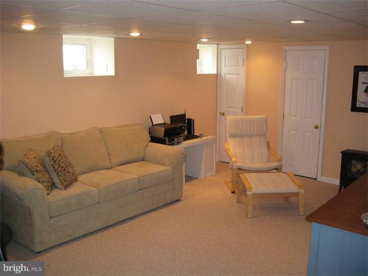 40 Waverly Road Havertown, PA 19083 - Photo 12 of 13