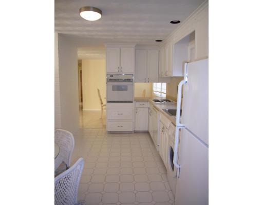 15 Mary Agnes Road Framingham, MA 01701 - Photo 3 of 18 Gallery Image 3