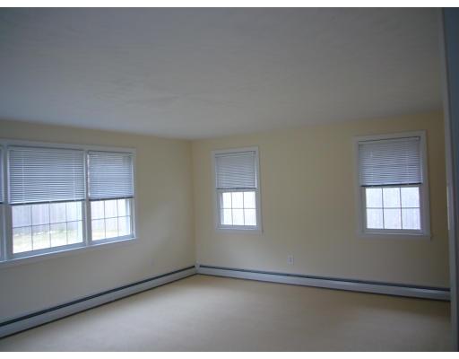 15 Mary Agnes Road Framingham, MA 01701 - Photo 9 of 18 Gallery Image 9