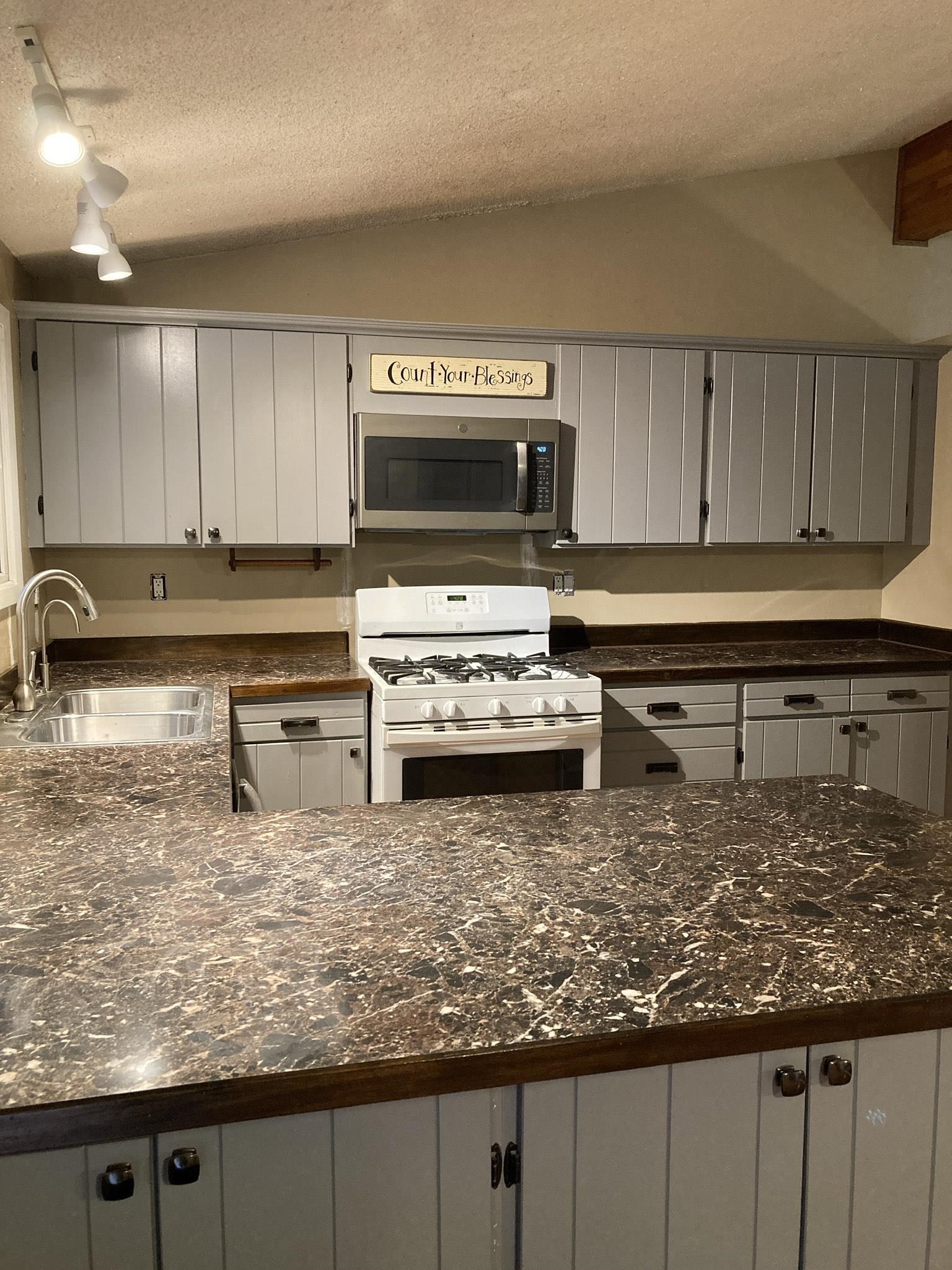 4331 North Spider Lake Road Traverse City, MI 49696 - Photo 2 of 5 1918313-b5e1cc7a-062c-4433-895d-1b2d62d3d5c1.JPG