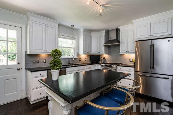 2905 Augusta Court Raleigh, NC 27607 - Photo 6 of 16