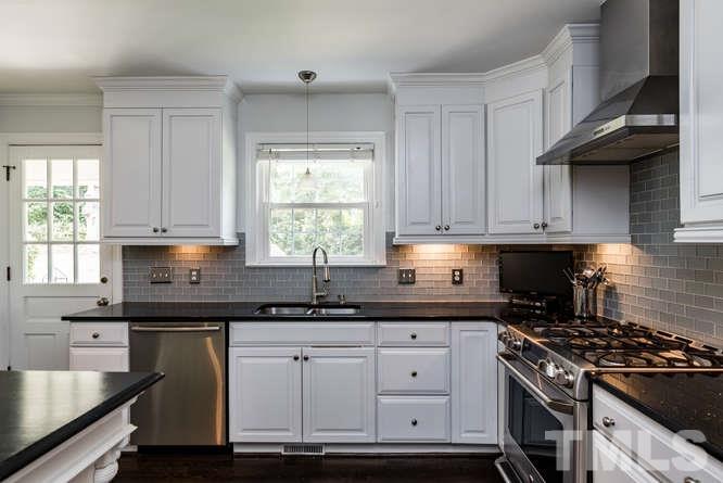 2905 Augusta Court Raleigh, NC 27607 - Photo 7 of 16
