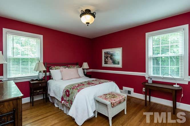 2905 Augusta Court Raleigh, NC 27607 - Photo 9 of 16