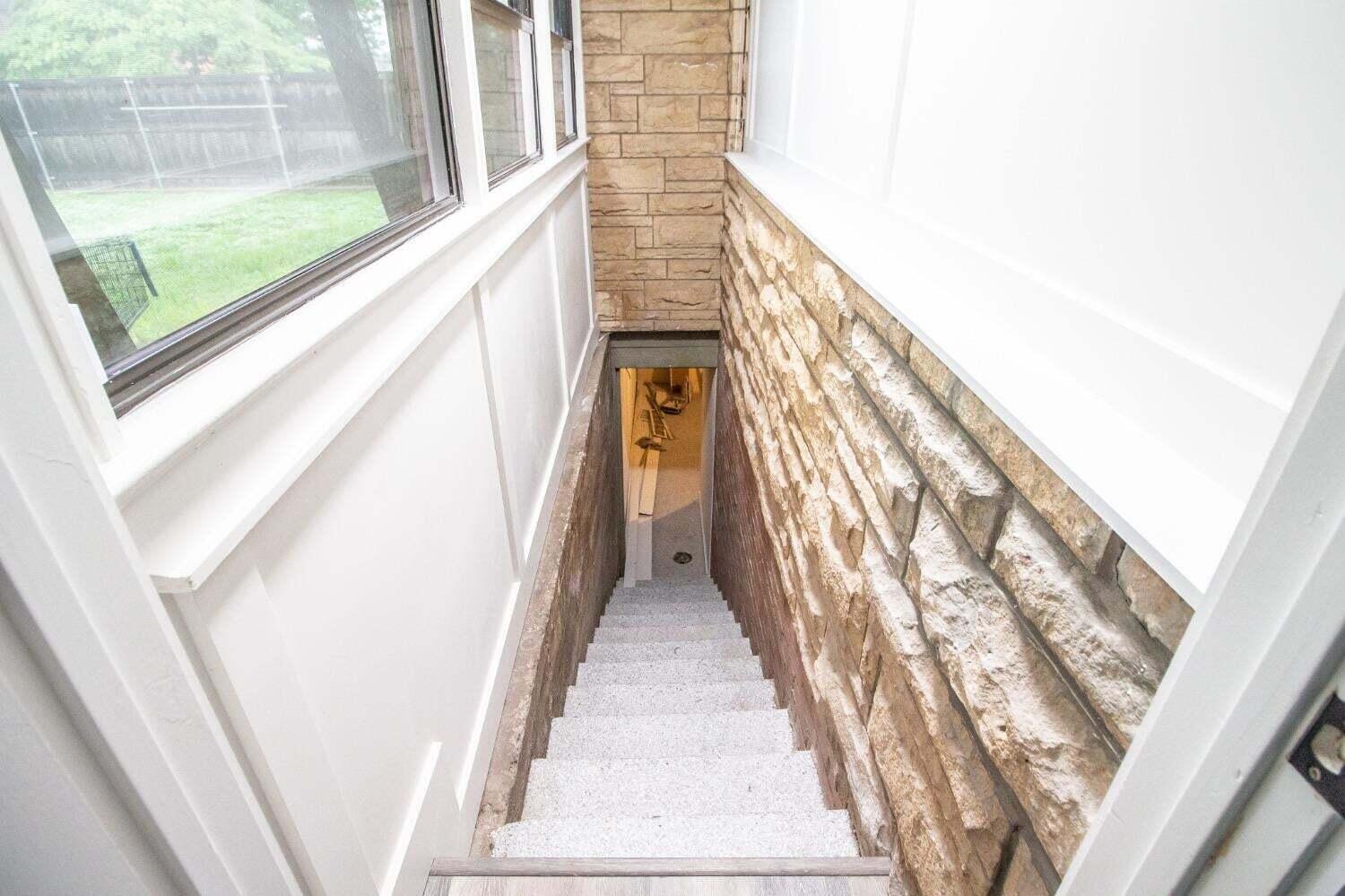 3501 33rd Street Lubbock, TX 79410 - Photo 26 of 34 a view of balcony