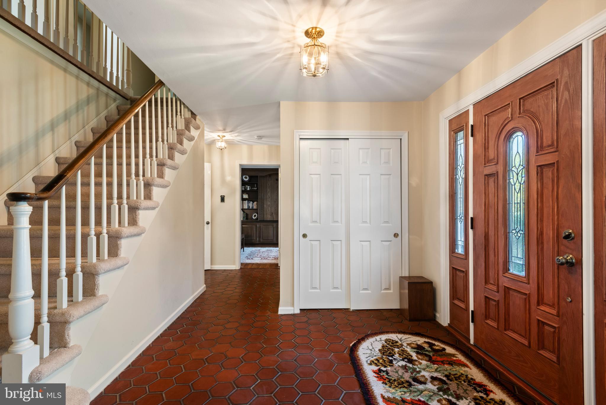 618 Thomas Jefferson Road Wayne, PA 19087 - Photo 4 of 32 Entry Foyer