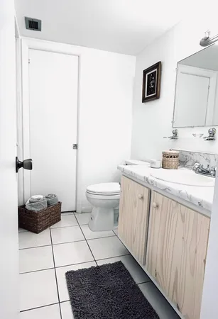 $1,850 | 1849 South Ocean Drive, Unit 1105, Hallandale Beach, FL 33009