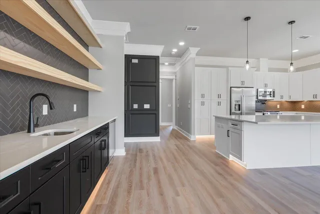 $695,000 | 275 South Franklin Boulevard, Tallahassee, FL 32301