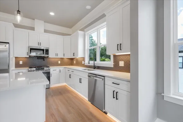 $695,000 | 275 South Franklin Boulevard, Tallahassee, FL 32301