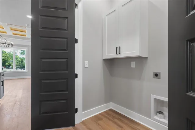 $695,000 | 275 South Franklin Boulevard, Tallahassee, FL 32301