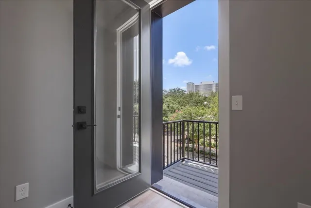 $695,000 | 275 South Franklin Boulevard, Tallahassee, FL 32301