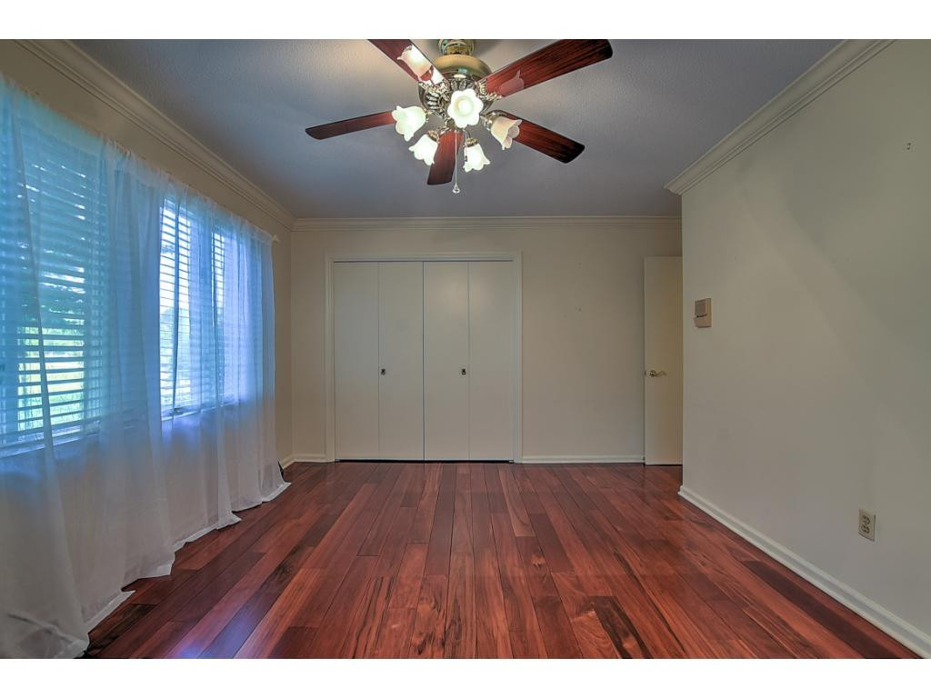 357 Spring Lake Road Bristol, VA 24201 - Photo 23 of 35 Photo 23