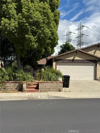 $715,000 | 25586 Alicante Drive, Valencia, CA 91355