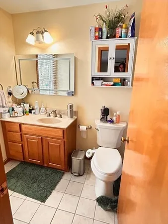 $3,500 | 1 Hawthorne Village, Unit C, Franklin, MA 02038