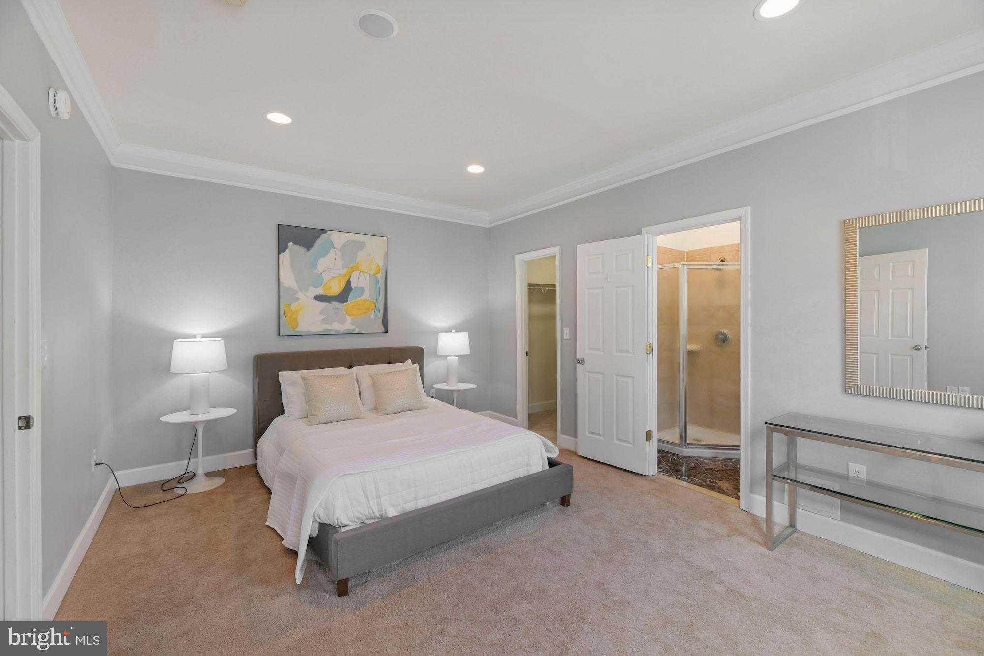 8 East Reed Avenue Alexandria, VA 22305 - Photo 12 of 39