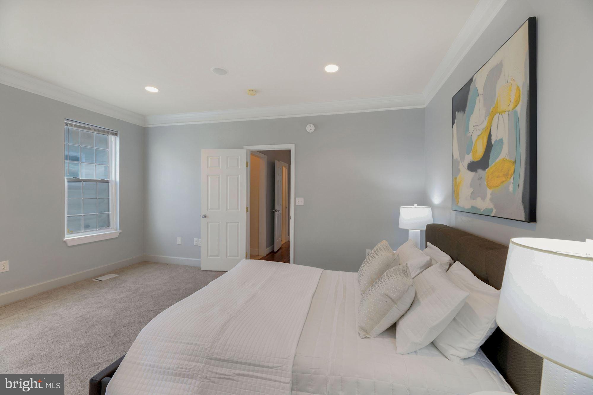 8 East Reed Avenue Alexandria, VA 22305 - Photo 13 of 39