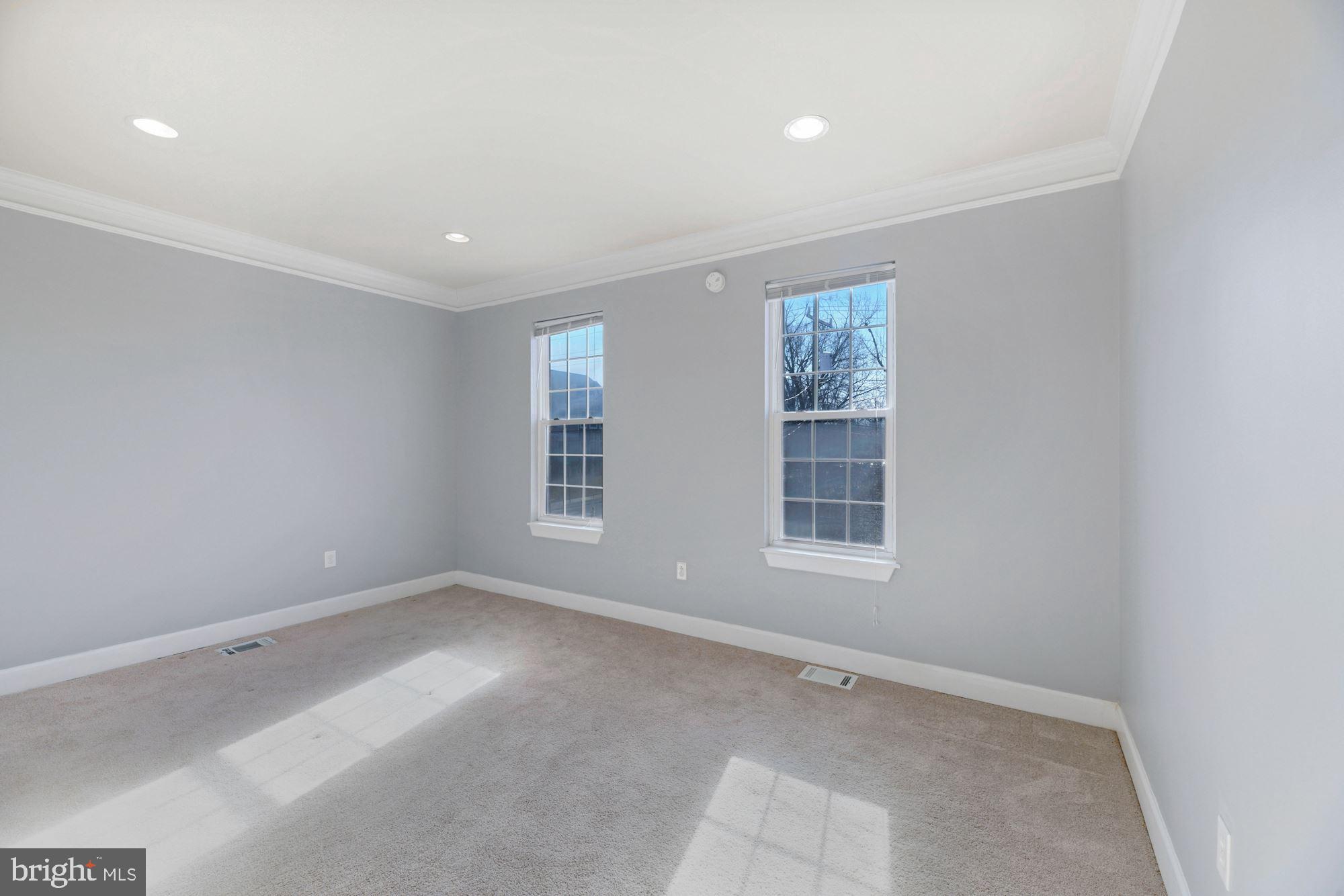 8 East Reed Avenue Alexandria, VA 22305 - Photo 19 of 39