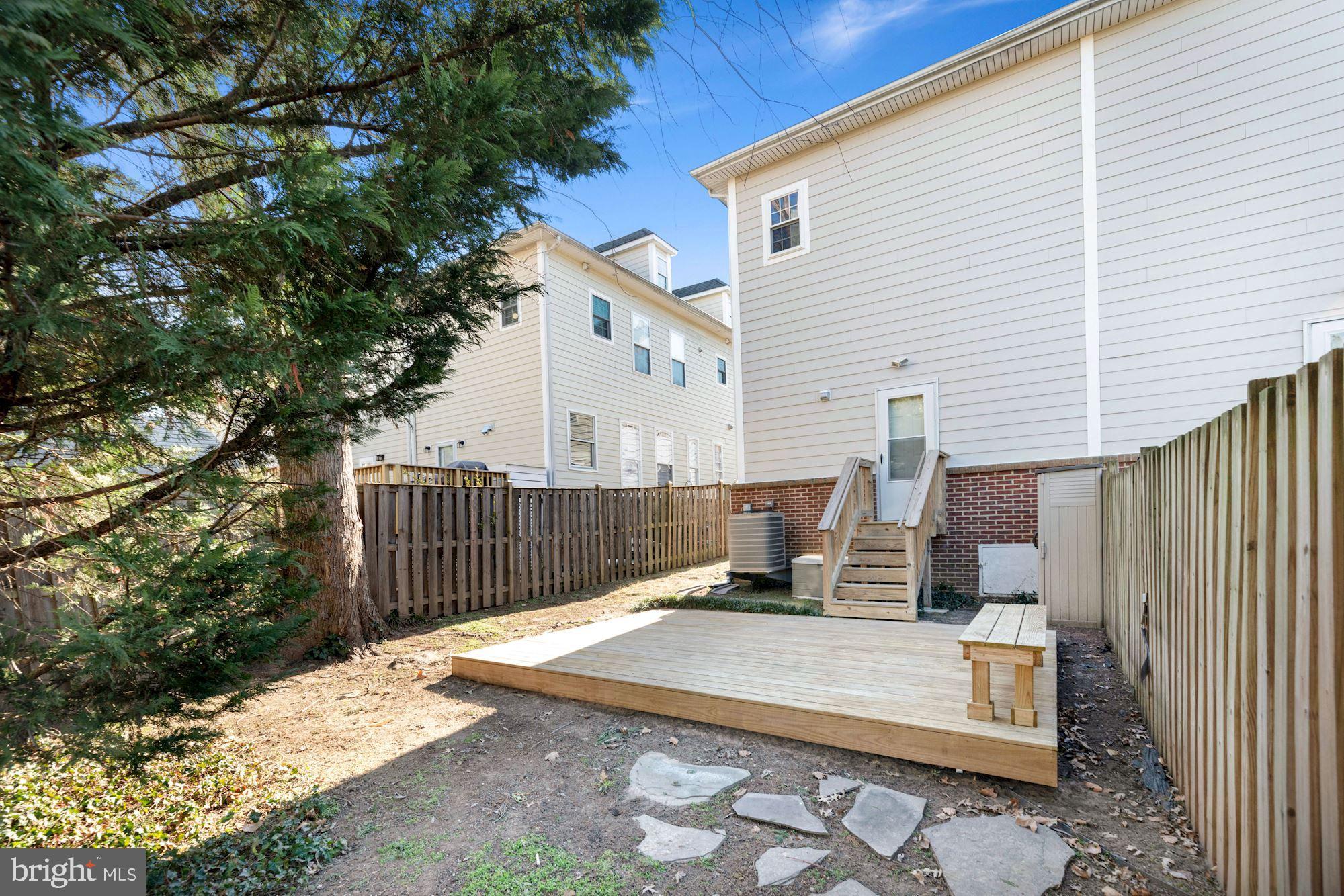 8 East Reed Avenue Alexandria, VA 22305 - Photo 26 of 39