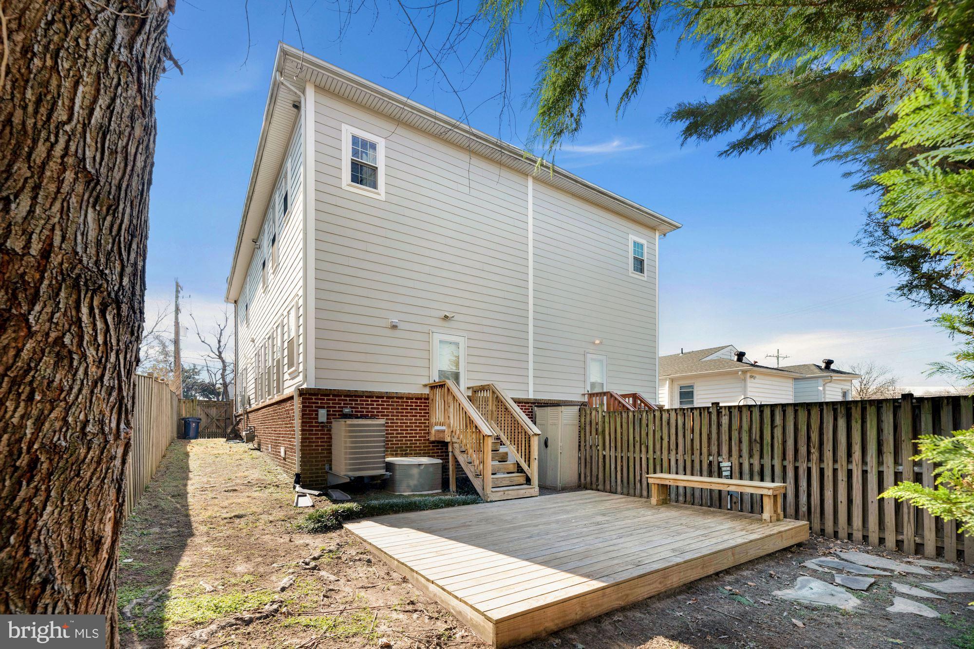 8 East Reed Avenue Alexandria, VA 22305 - Photo 27 of 39