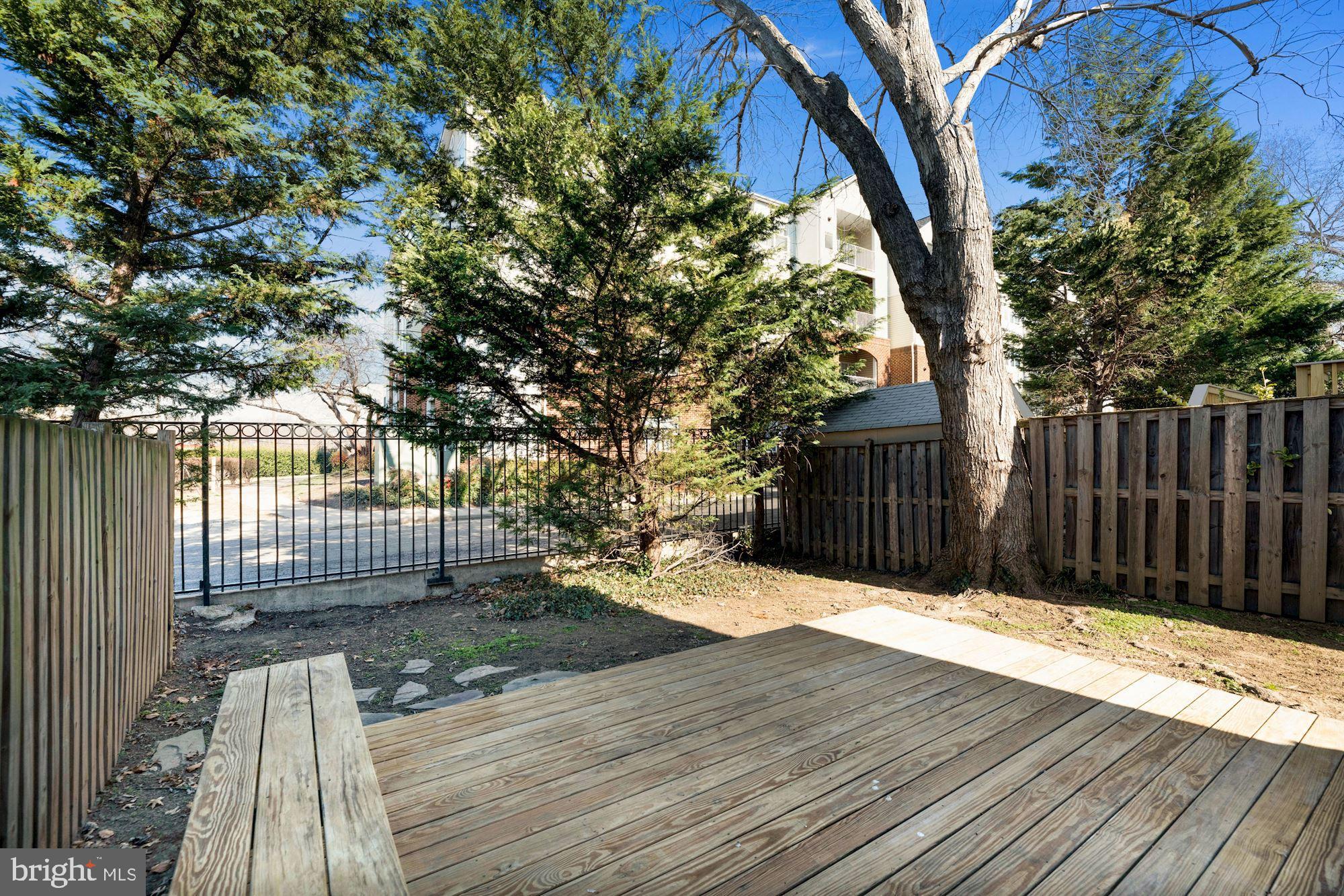 8 East Reed Avenue Alexandria, VA 22305 - Photo 28 of 39