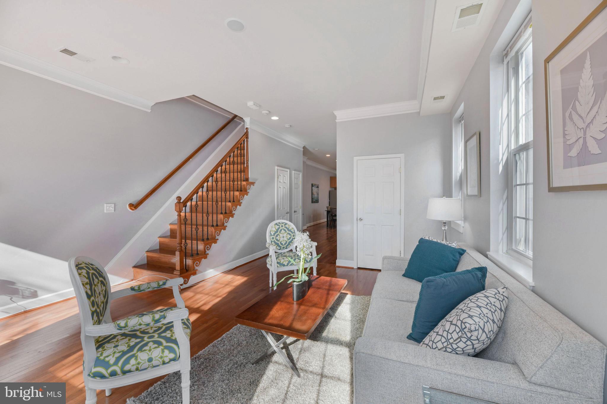 8 East Reed Avenue Alexandria, VA 22305 - Photo 4 of 39
