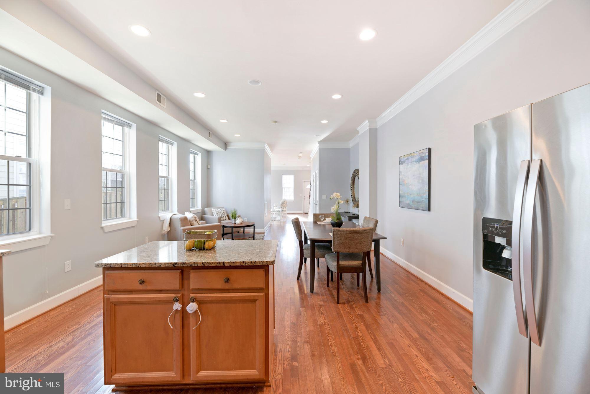 8 East Reed Avenue Alexandria, VA 22305 - Photo 10 of 39