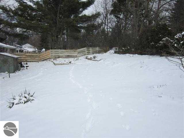 542 Bloomfield Road Traverse City, MI 49686 - Photo 33 of 33 1741429-32.JPG