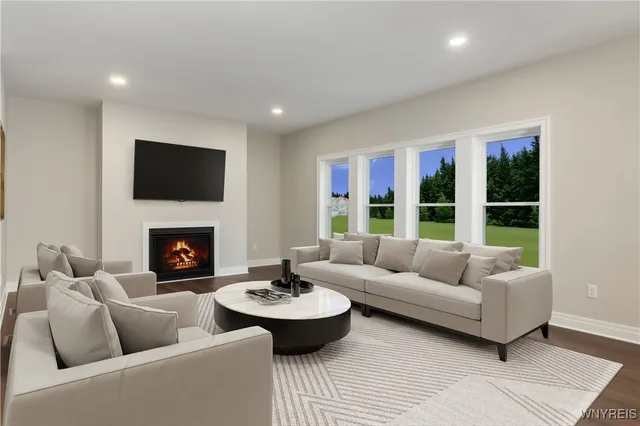 $813,900 | 18 Fieldstream Lane, Lancaster, NY 14086