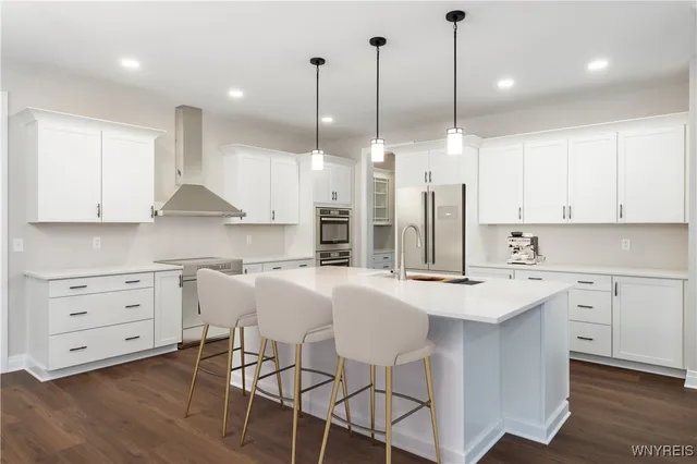 $813,900 | 18 Fieldstream Lane, Lancaster, NY 14086