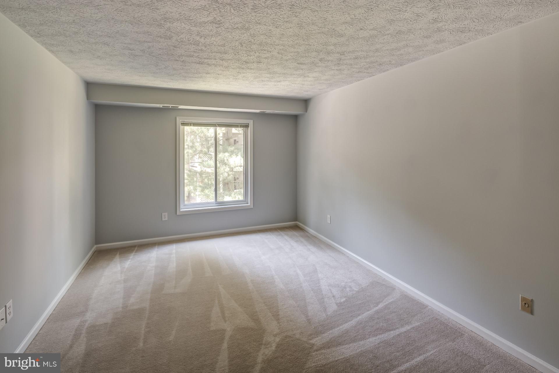 2283 Hunter's Run Drive, Unit 2283 Reston, VA 20191 - Photo 15 of 23 Bedroom 2