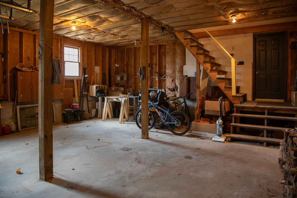 1001 Highland Road Keeseville, NY 12944 - Photo 43 of 79 2 Car Attached Garage