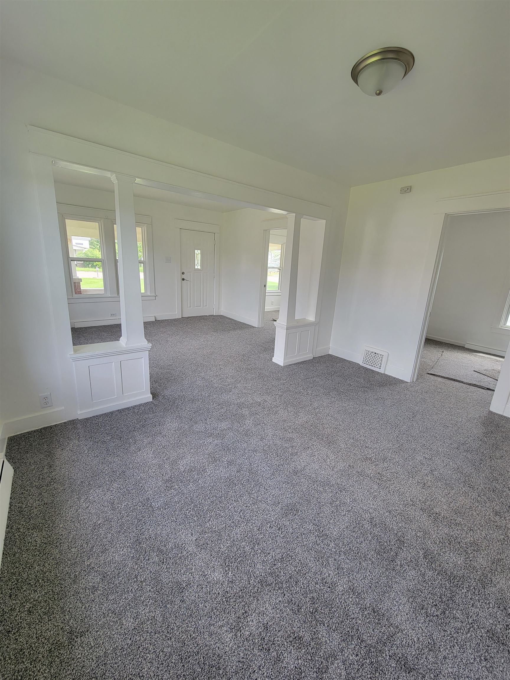 104 North Tuscola Road Bay City, MI 48708 - Photo 13 of 34