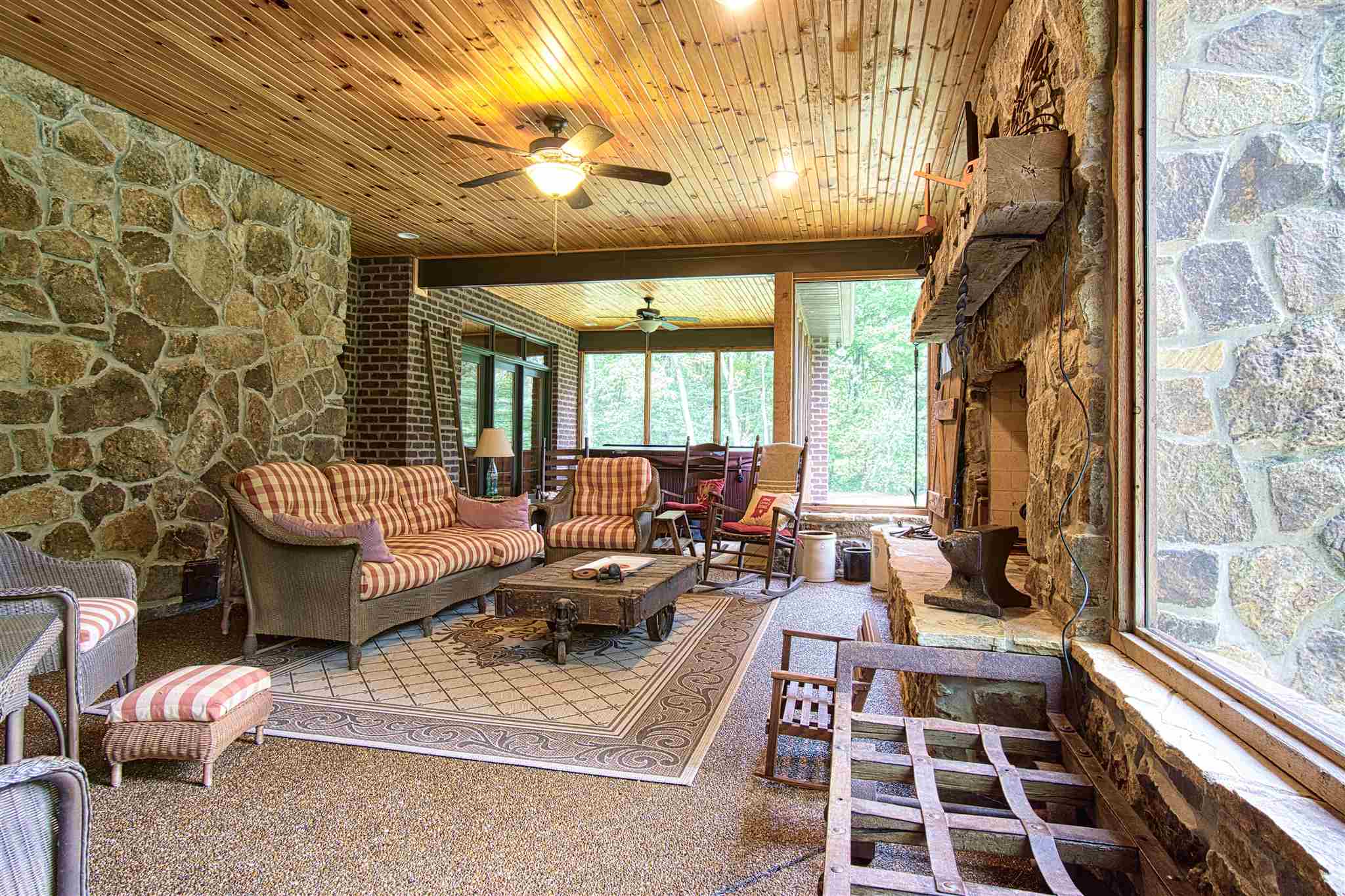 1700 South Center Road Boonville, IN 47601 - Photo 11 of 36 Gallery Image 11