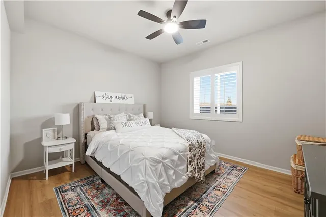 $565,000 | 2617 Southwest Hook Farm Drive, Lee's Summit, MO 64082