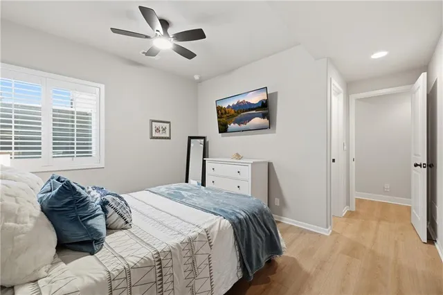 $565,000 | 2617 Southwest Hook Farm Drive, Lee's Summit, MO 64082