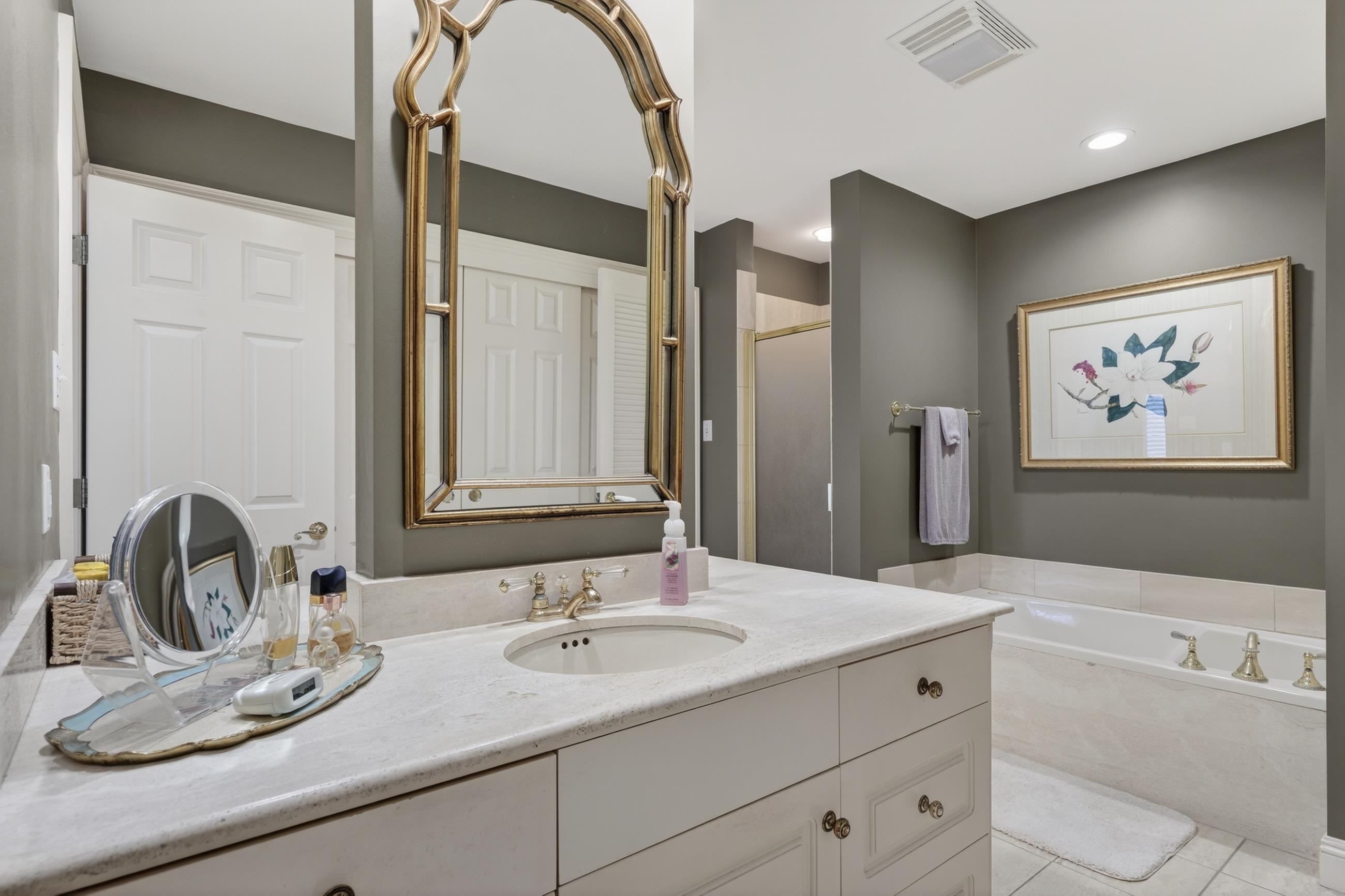 3175 Dawes Lake Road Mobile, AL 36619 - Photo 18 of 92 Bathroom
