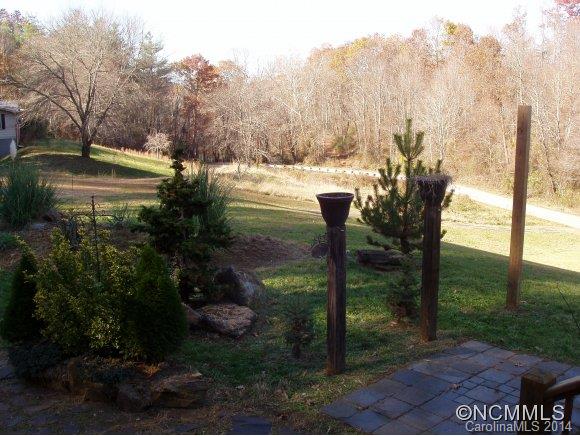 17 Goodman Road Asheville, NC 28804 - Photo 6 of 11