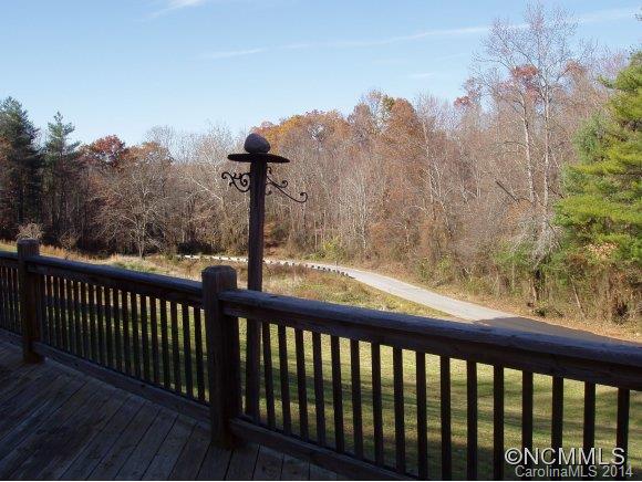 17 Goodman Road Asheville, NC 28804 - Photo 8 of 11