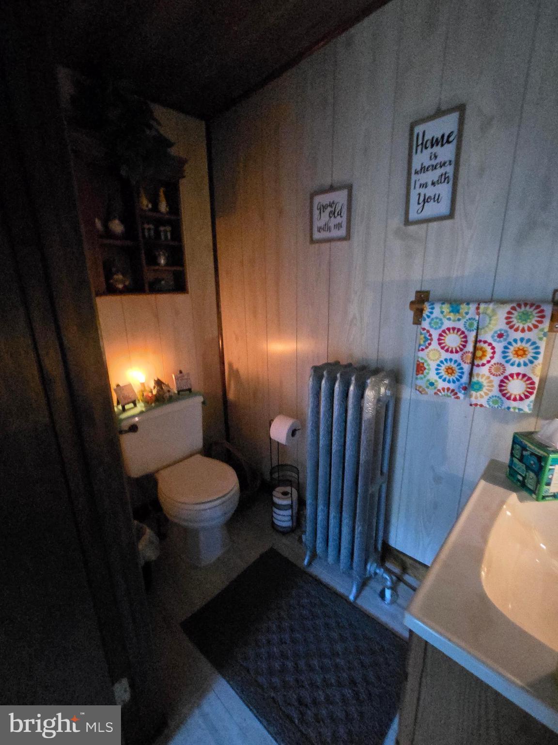 34 East Reliance Road Souderton, PA 18964 - Photo 16 of 58 1st floor half bath