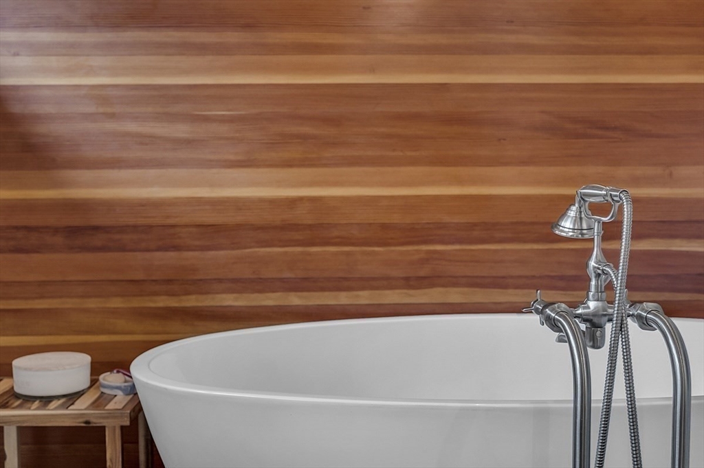 80 Elizabeth Ridge Road Carlisle, MA 01741 - Photo 28 of 33 a bathroom with a sink and a toilet